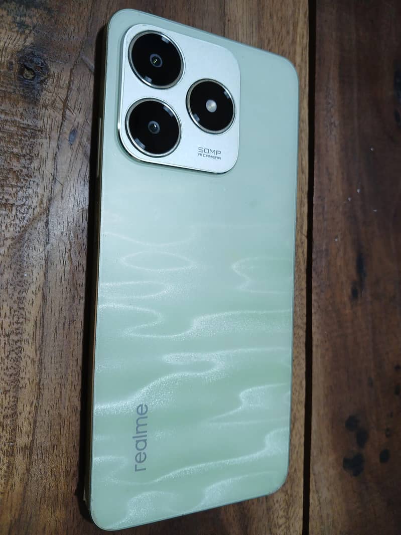 Realme C63 5