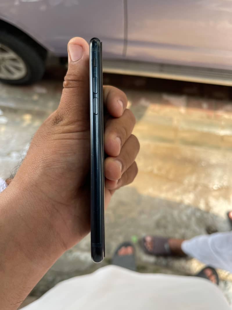 Apple iPhone SE 3