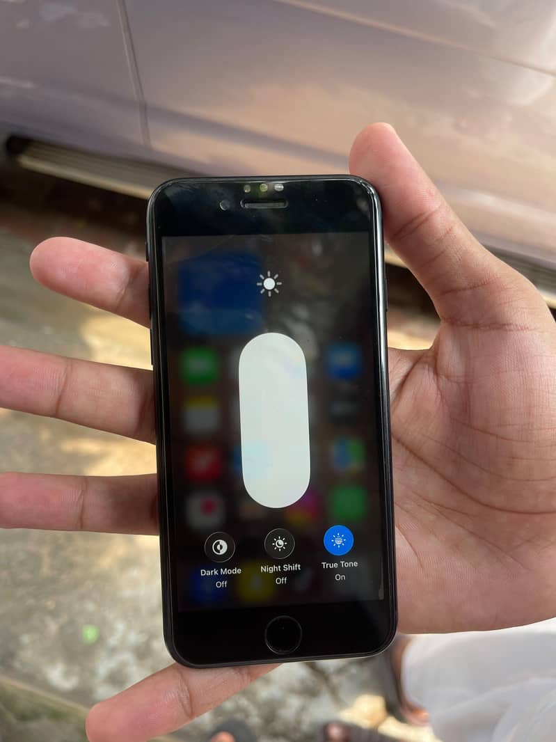 Apple iPhone SE 6
