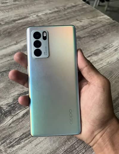 OPPO Reno 6 Pro