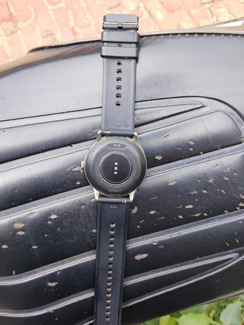 zero luna smart watch 1