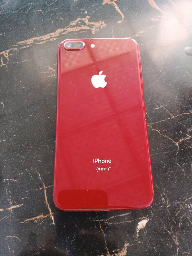 Apple iPhone 8 Plus 1