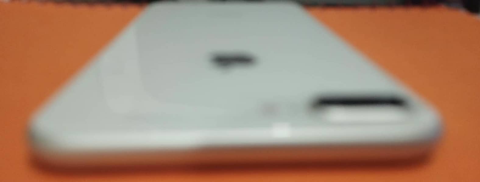 Apple iPhone 8 Plus 9