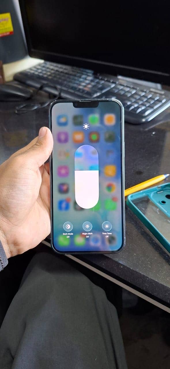 Apple iPhone 13 Pro Max 9