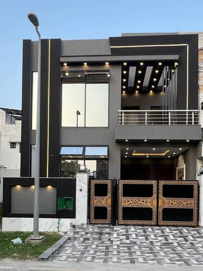 5 Marla double story house available for sale. Very good Location. Best investment opportunity.