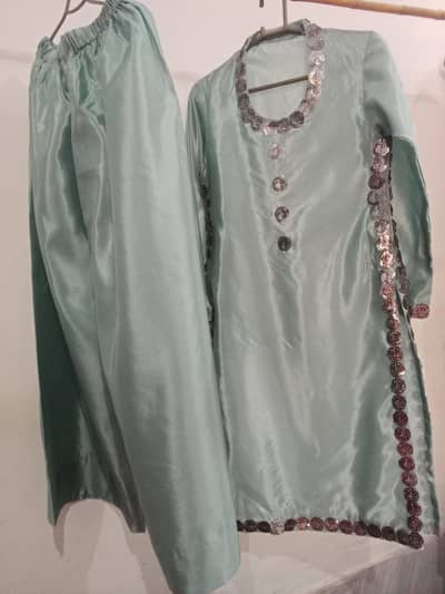 Brand New Ladies suit M. Size - 2 pec