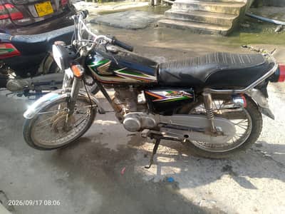 honda125 complete papers sadar pindi no xchng 70 pridor Yamaha Suzuki
