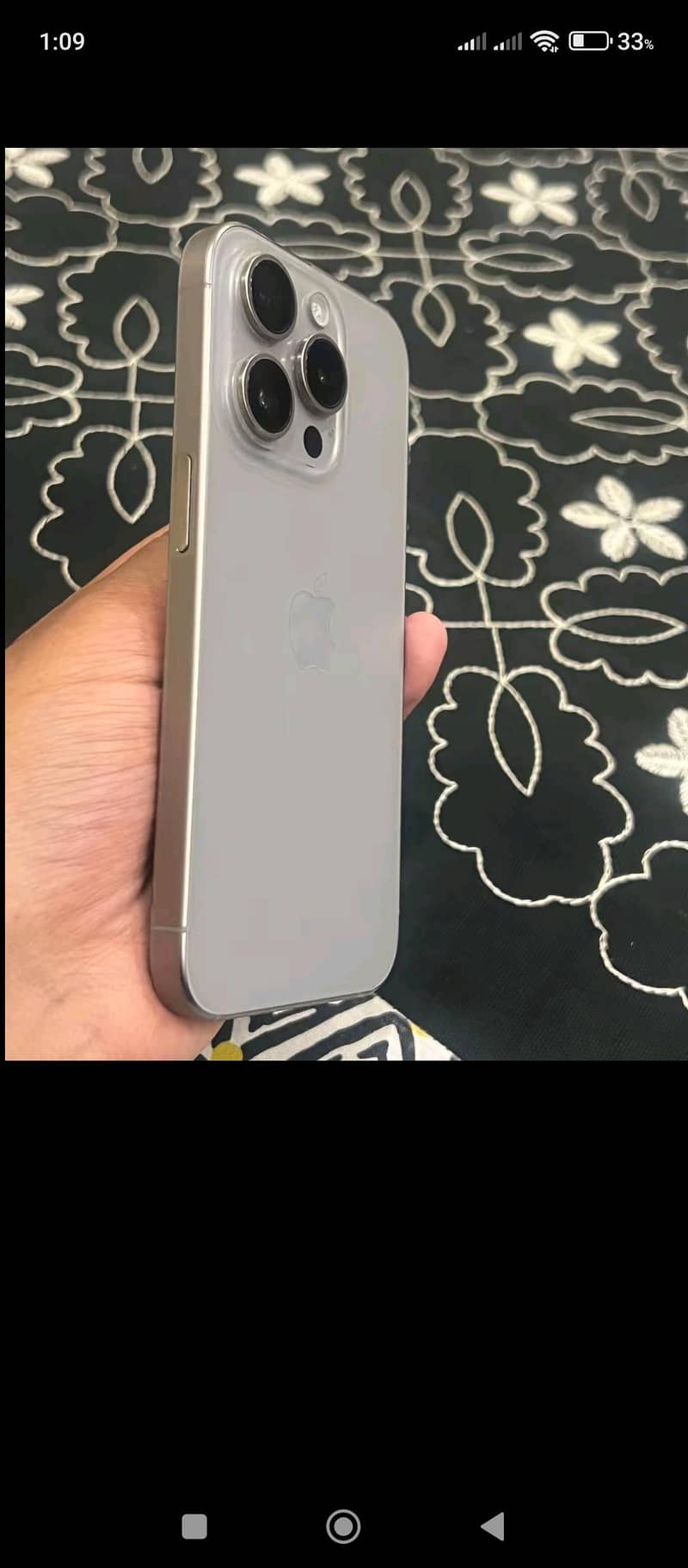 Apple iPhone 15 Pro 0