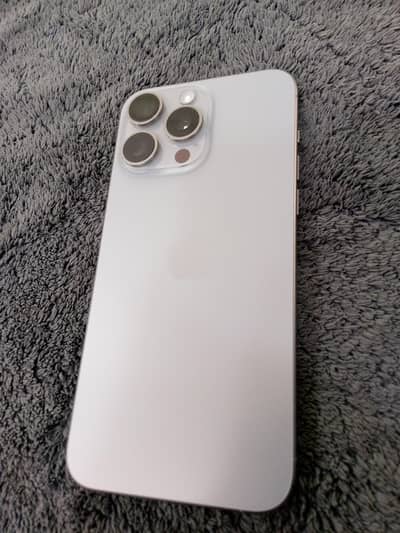 Apple iPhone 15 Pro Max