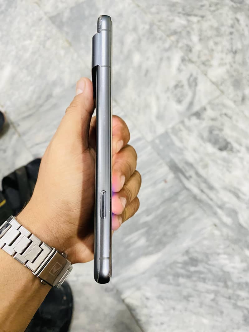 Google Pixel 8 Pro 6