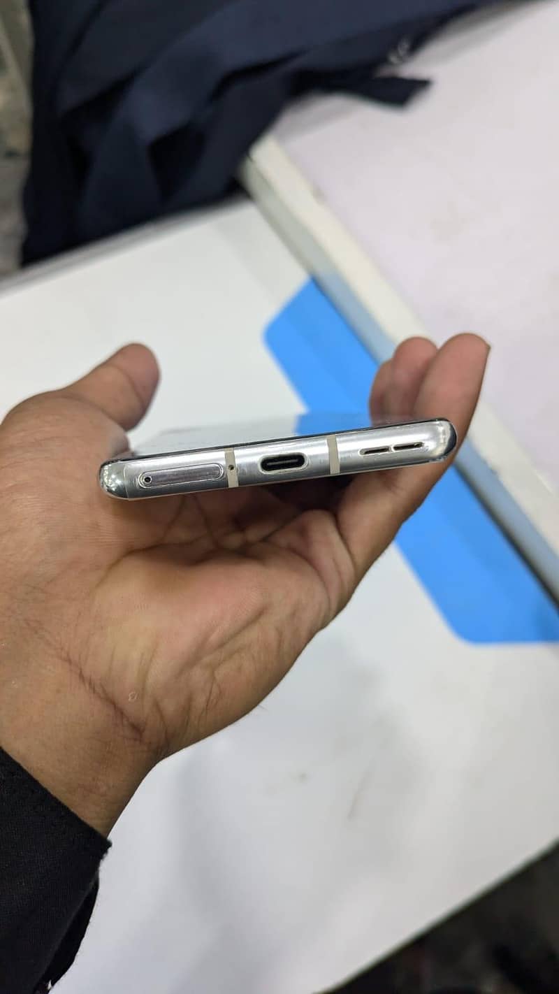 One Plus 8 0
