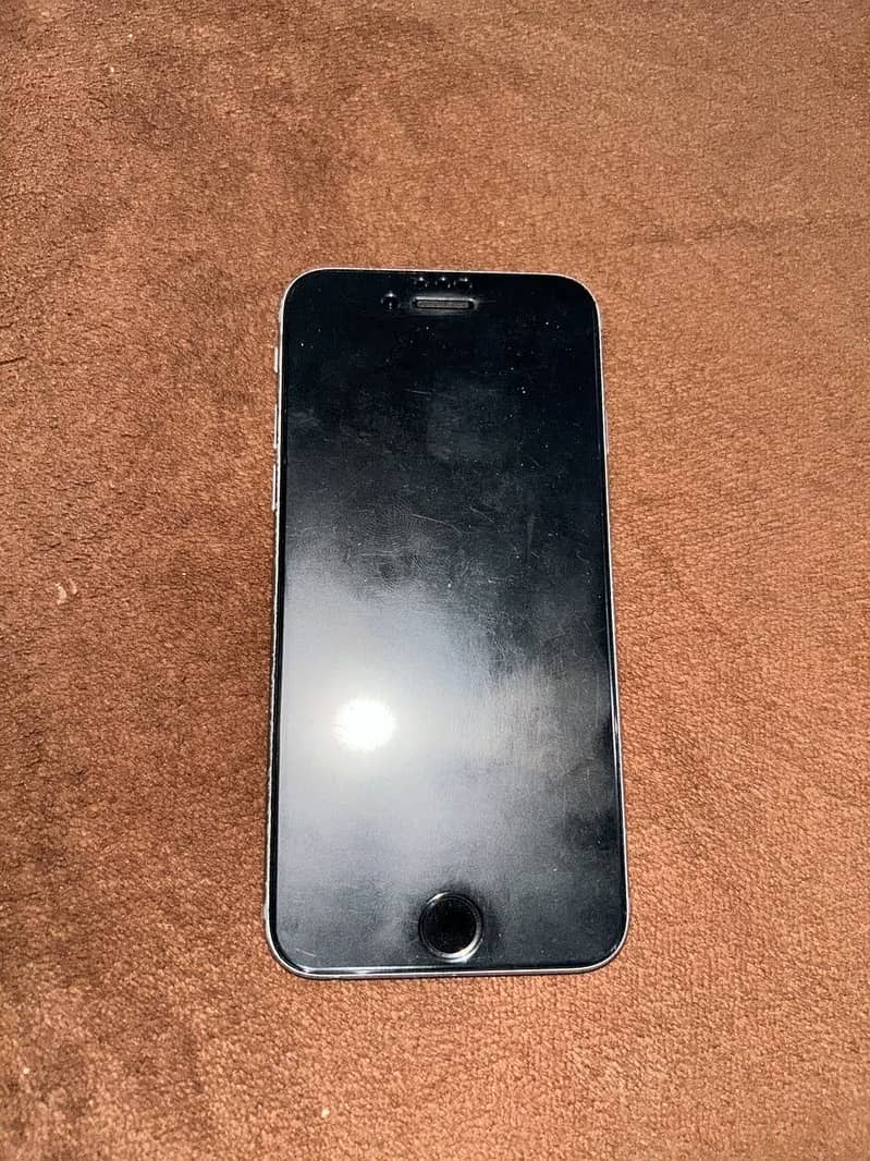 Apple iPhone 6S 4