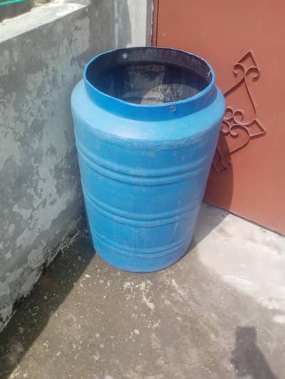 Pani wali tanki 200 leters for sale.
