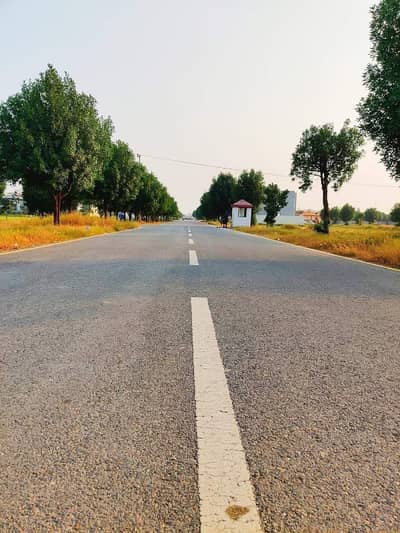 1 Kanal Plot At Main Boulevard 130 Feet Road