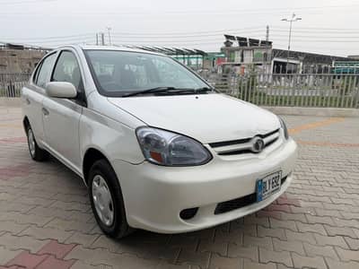 Toyota Platz 2005