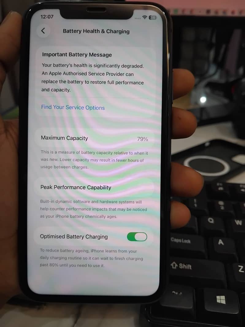 Apple iPhone 11 4