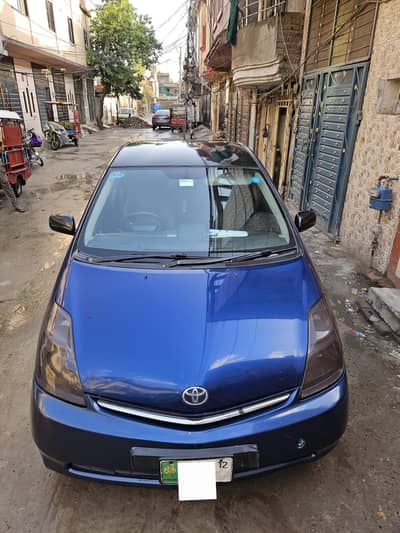 Toyota Prius 2008/2012 | fuel 21 to 25 km/ liter