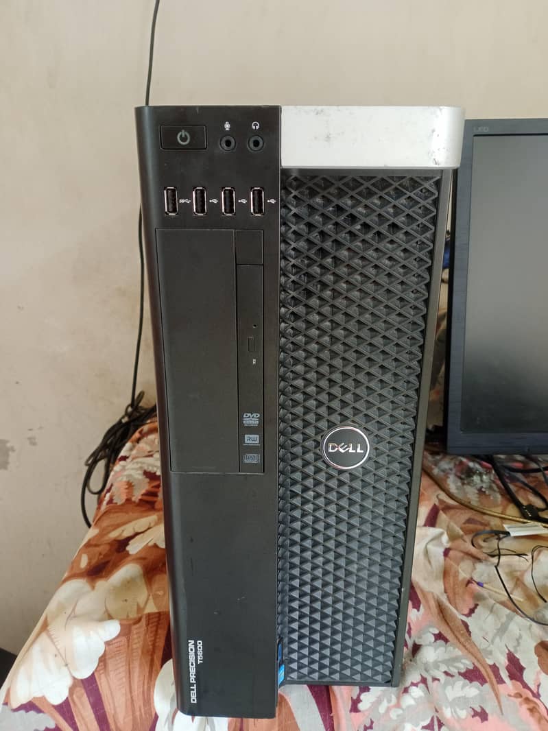 Dell PC Double Hexa Core Processors Read Post 0