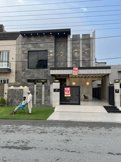 10 marla beautiful house for sale in central park housing society lahore