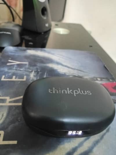 Lenovo earbud LP75