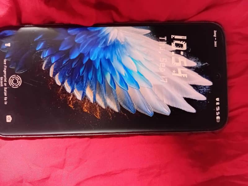 Tecno Spark 40 pro plus 4