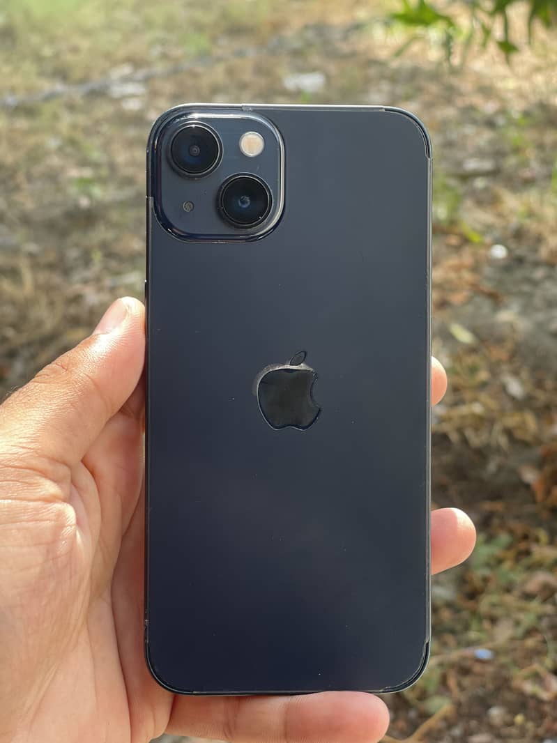 Apple iPhone 13 1