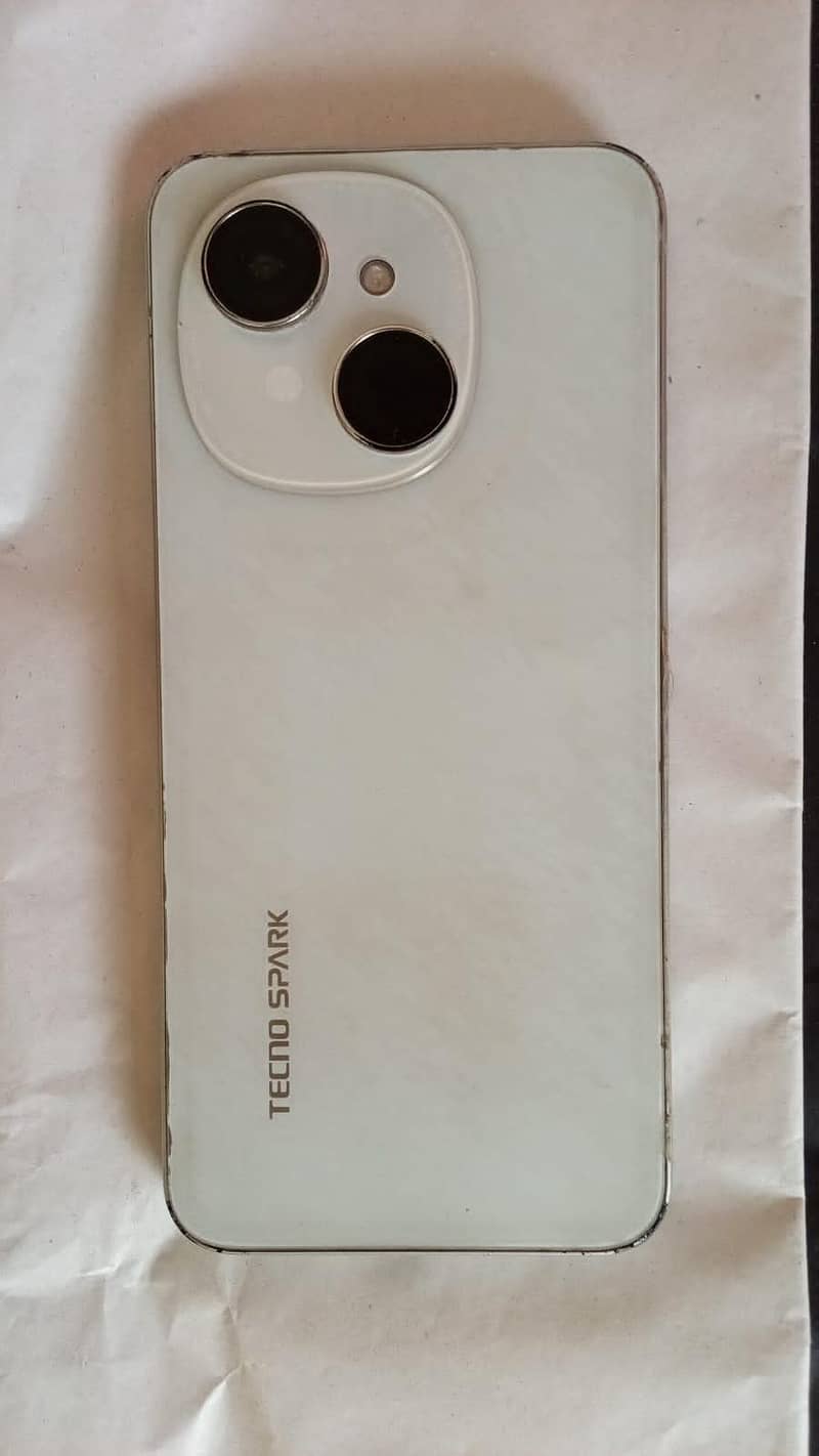 Tecno Spark Go 1 5