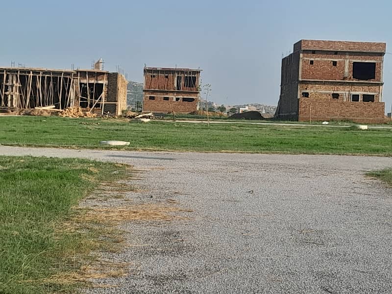 5 marla solid plot/C-Block/Faisal Hills 3