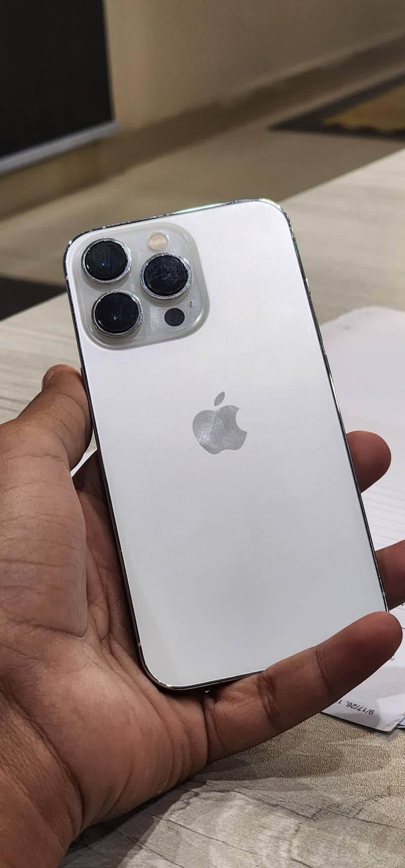 Apple iPhone 13 Pro 2