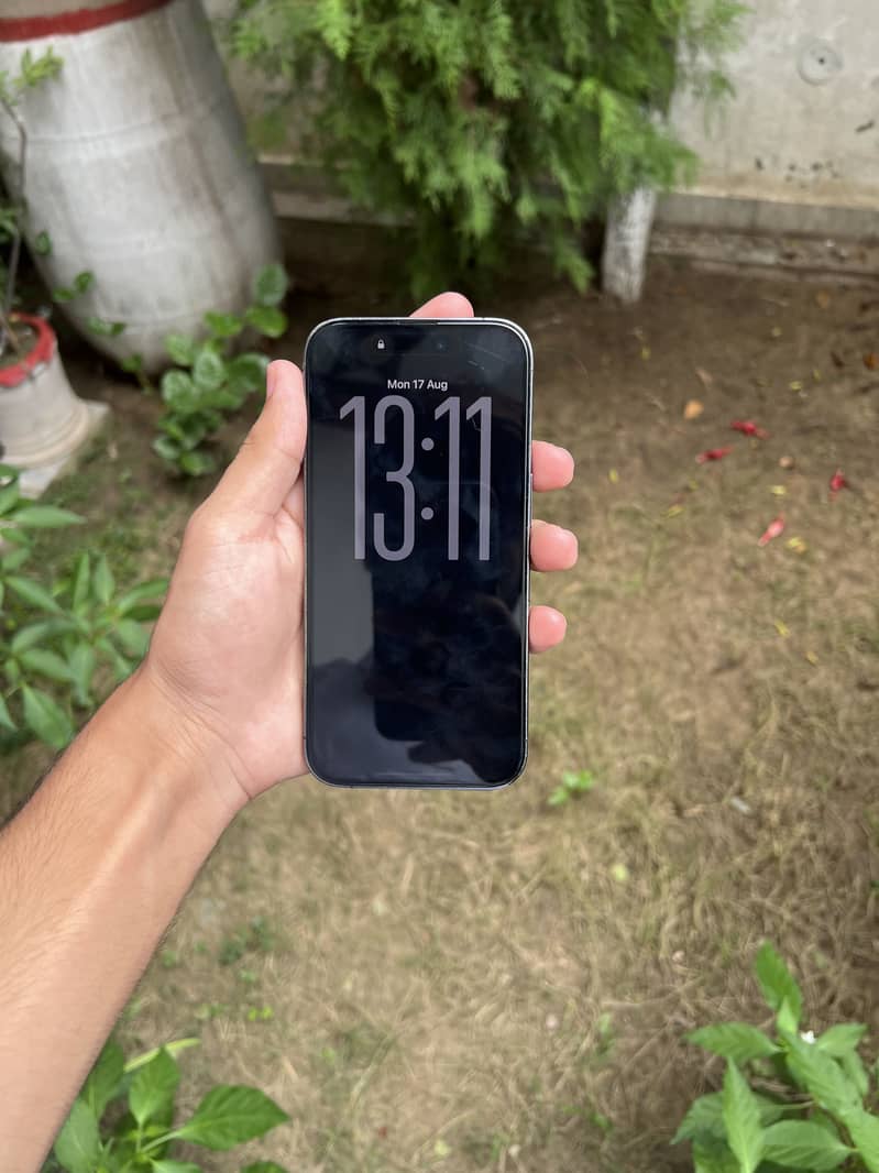 Apple iPhone 14 Pro 2