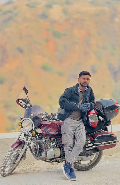 Suzuki GS 150 Tourist Bike