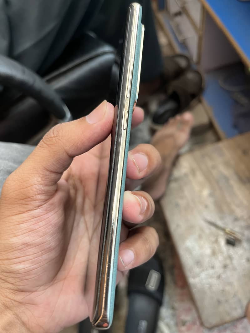 Infinix Zero 30 4