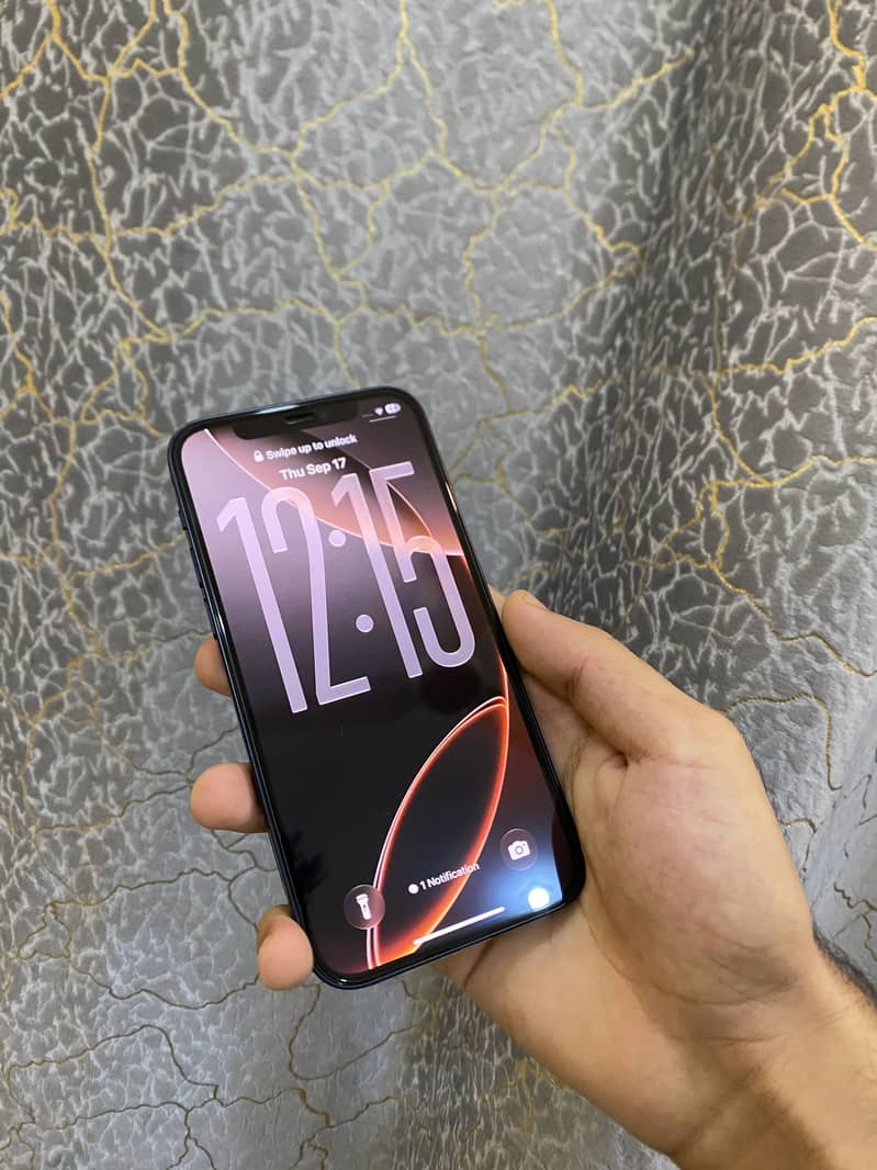 Apple iPhone 12 2
