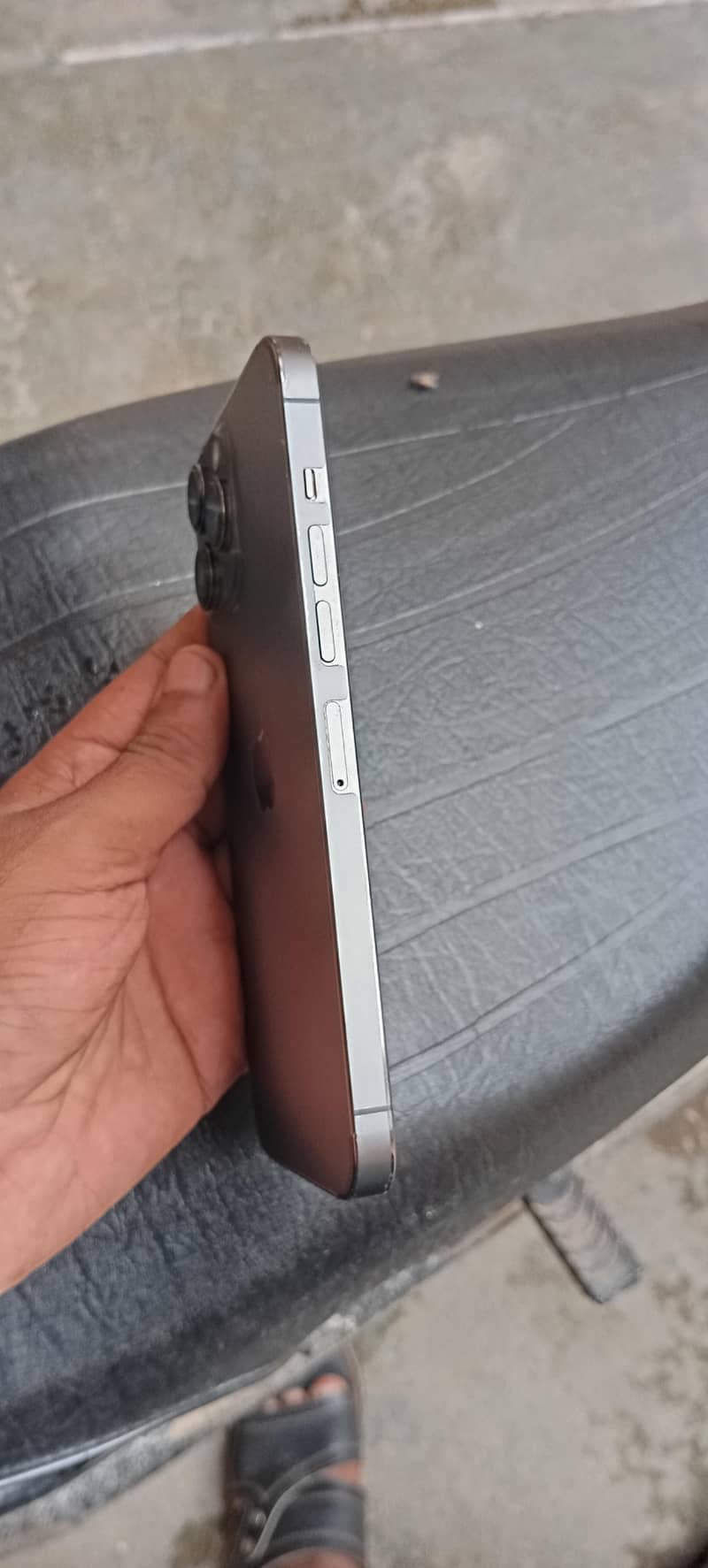 Apple iPhone 13 Pro Max 1