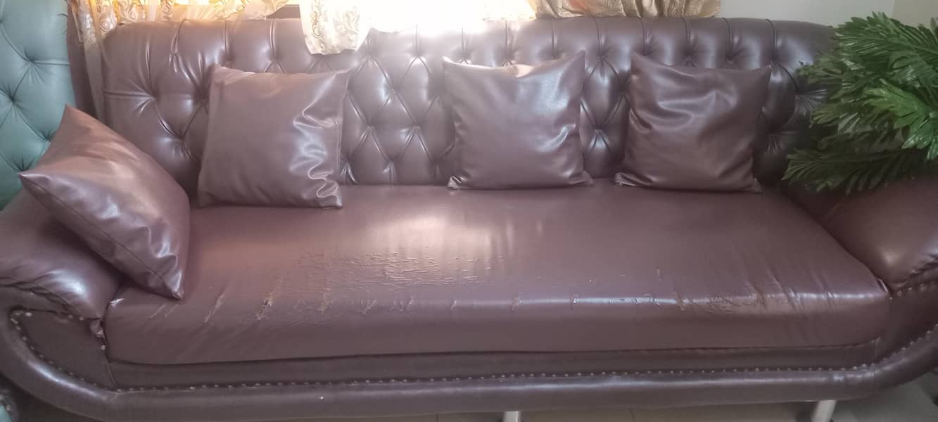 7 Seater Spacious Sofa Set 1