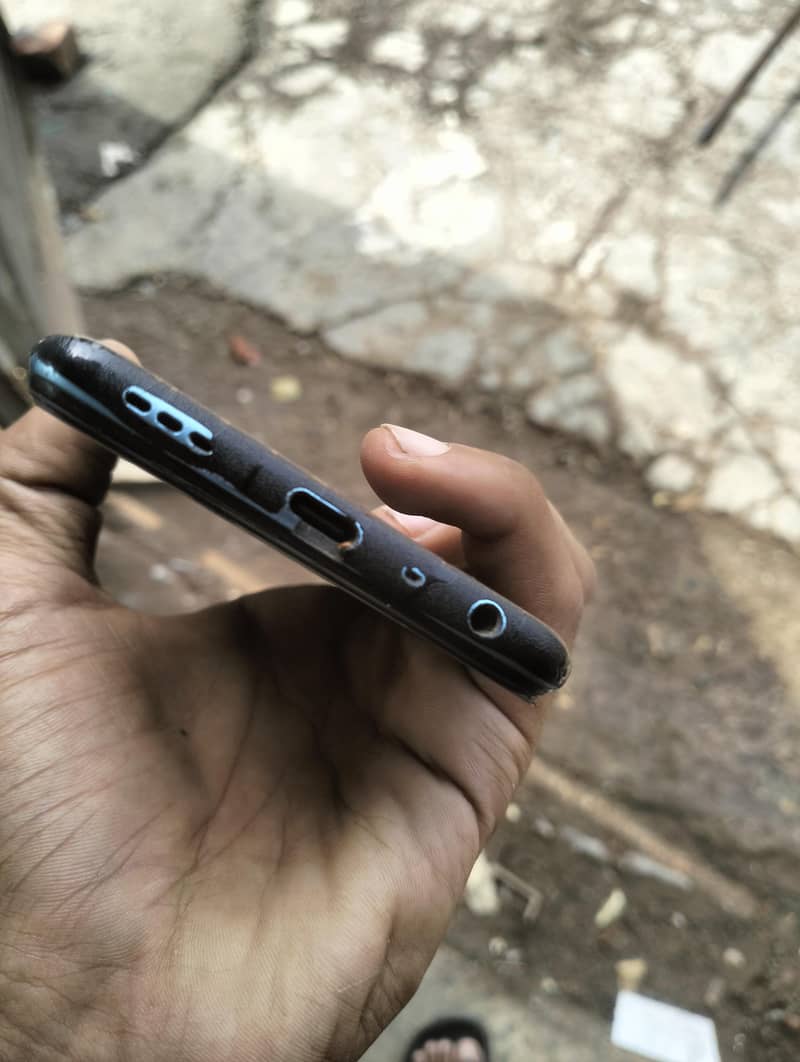 OPPO A76 5