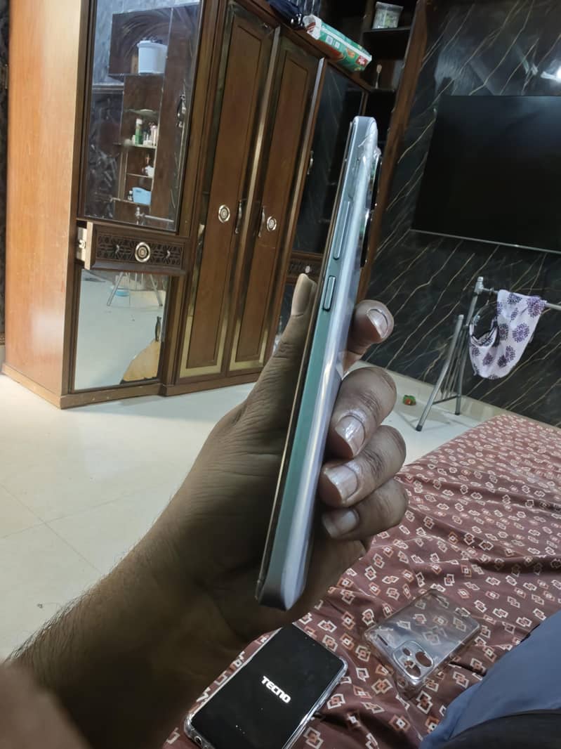 Xiaomi Redmi Note 13 Pro Plus 5