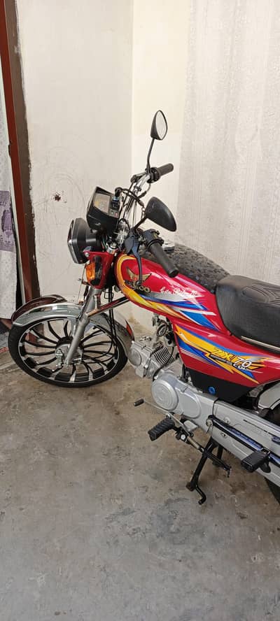 26 model zxmco 70 alloye rim model for sale only 1346km driven