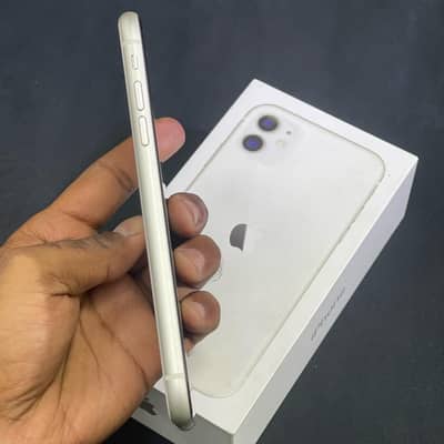 Apple iPhone 11 128GB pata approved 10/10 Whatsapp O32124O54O9