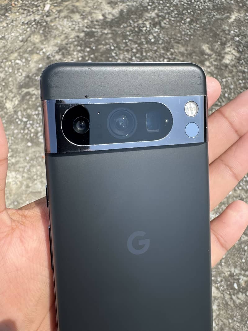Google Pixel 8 Pro 6