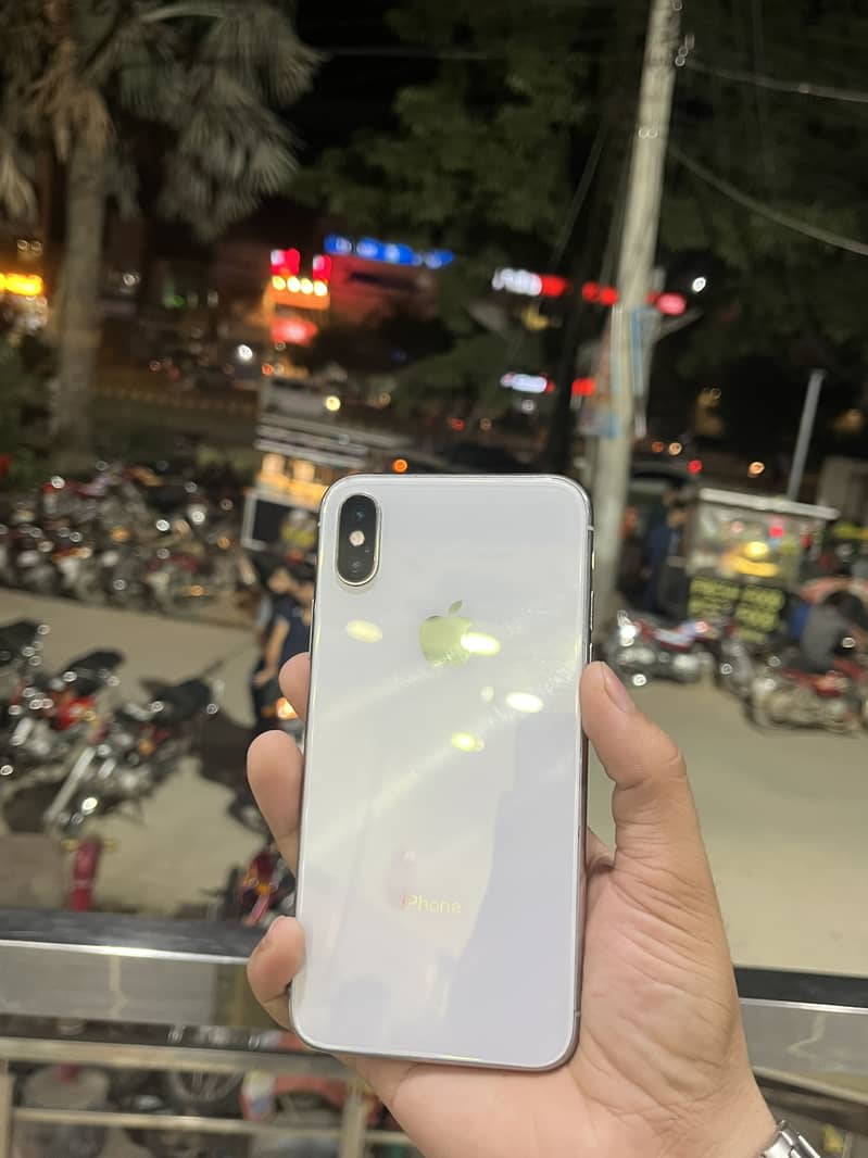 Apple iPhone X 0