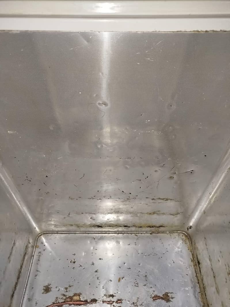 Dawlance deep freezer 4