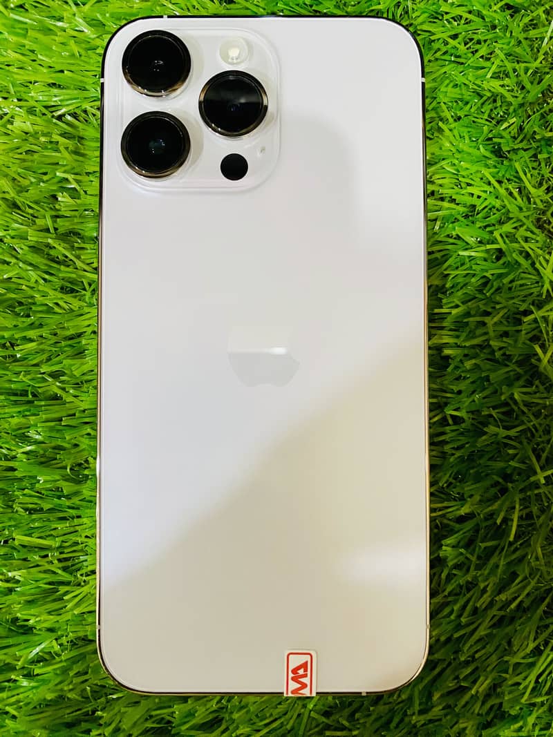 iPhone 14pro max 1