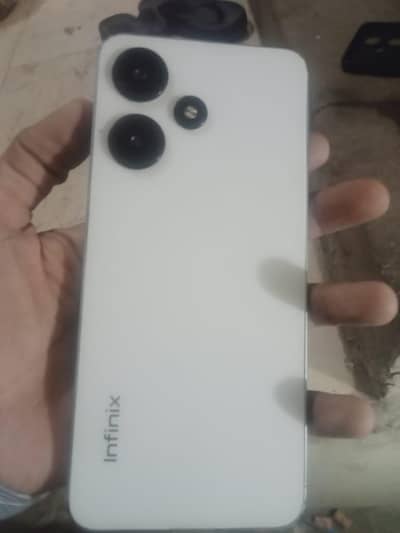 Infinix Hot 30i 8/128 in 10/9 condition