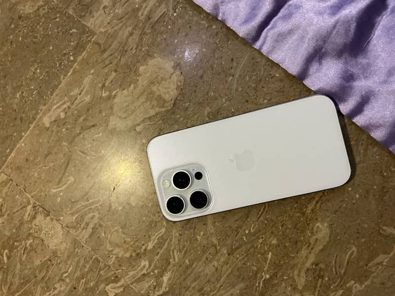 Iphone 16 pro 1