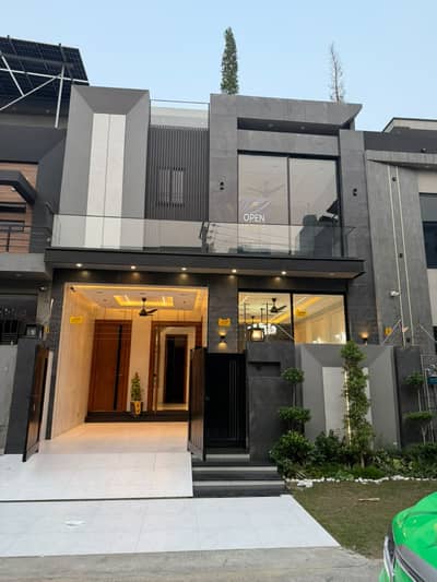 Brand New 5 Marla House for Sale in A1 Block, Central Park Lahore