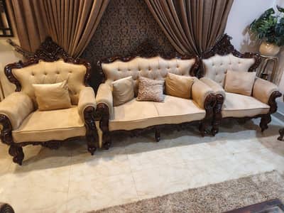 chinoti sofa