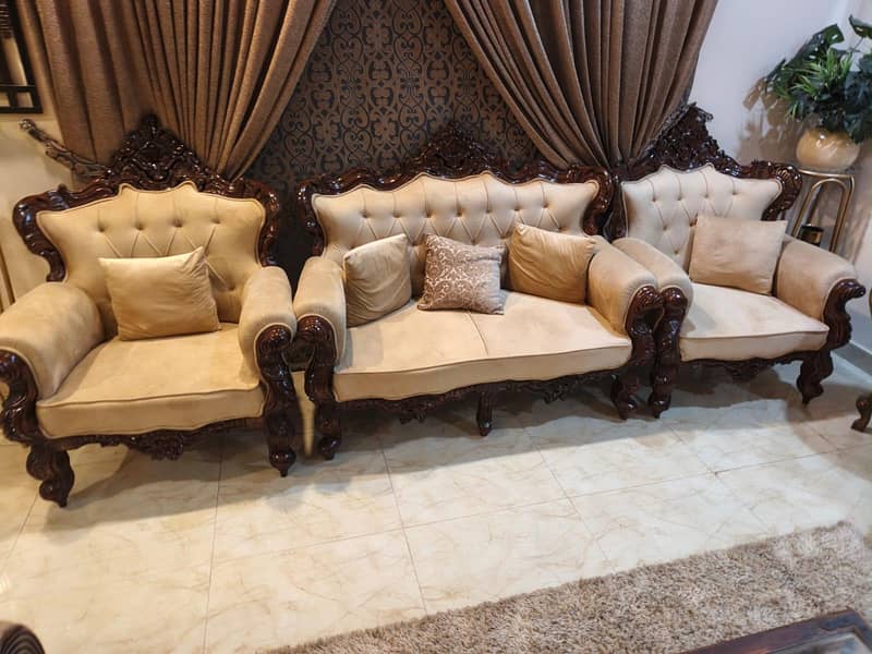 chinoti sofa 0