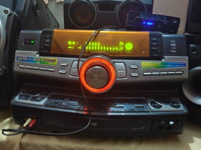 Sony Zux10d