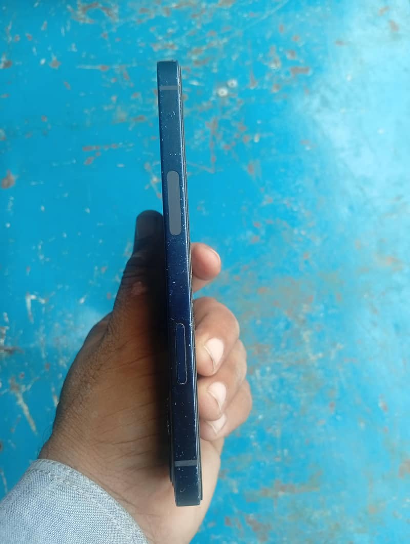 Apple iPhone 12 mini 2